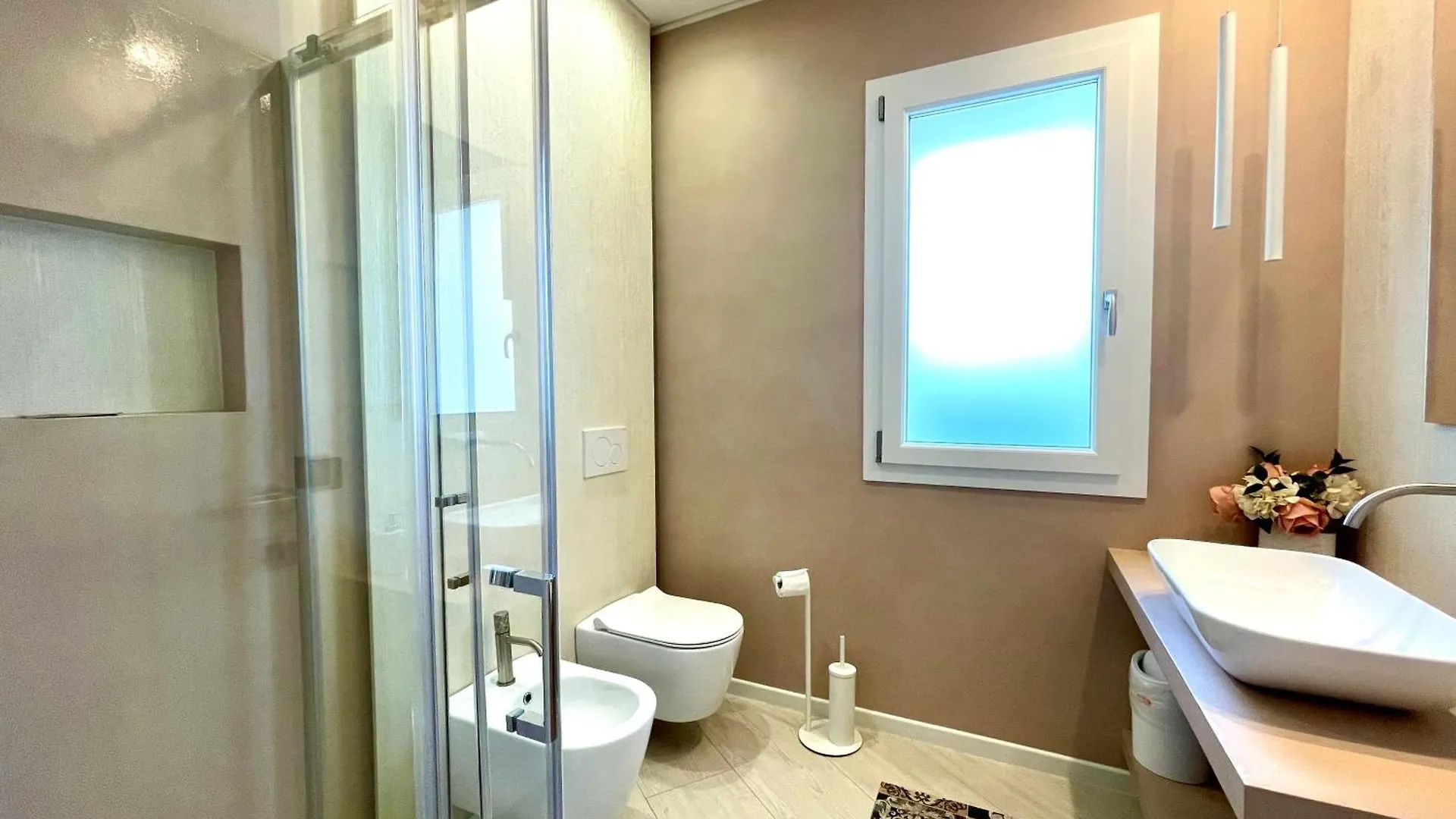 Magenta Rooms Olbia Pensionat